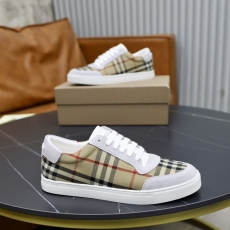 Burberry Low Shoes